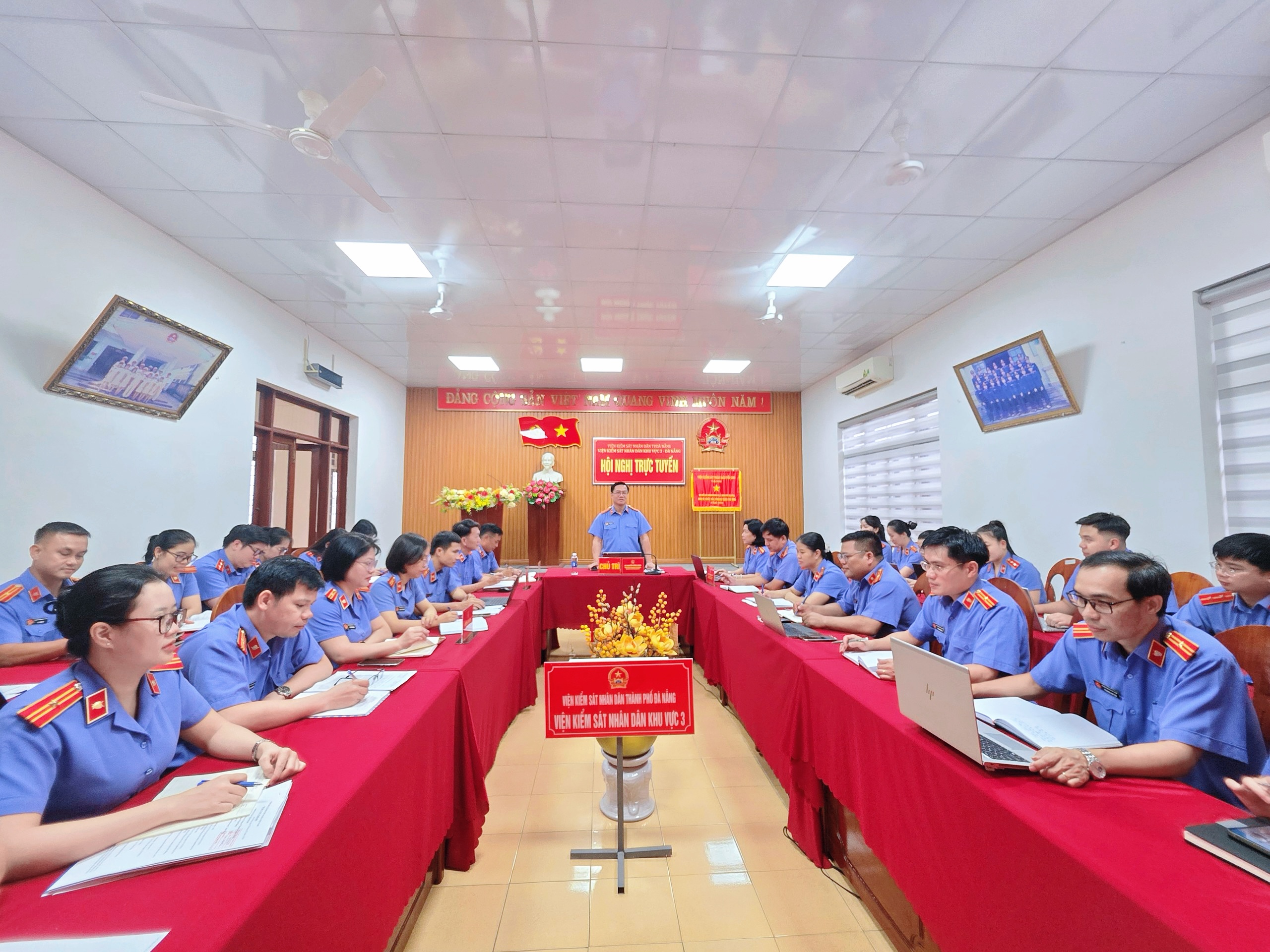 Bài 3 Khi việc học Bác bắt đầu từ những việc hằng ngày
