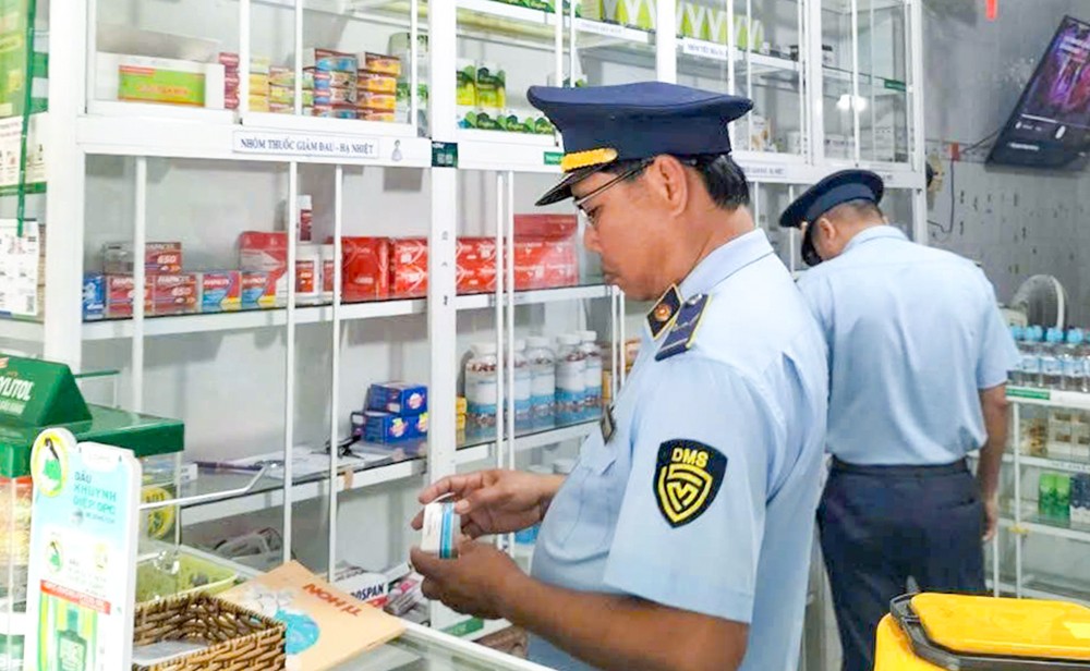 Tăng cường rà soát, kiểm duyệt đối với hoạt động bán thuốc, thực phẩm chức năng qua livestream