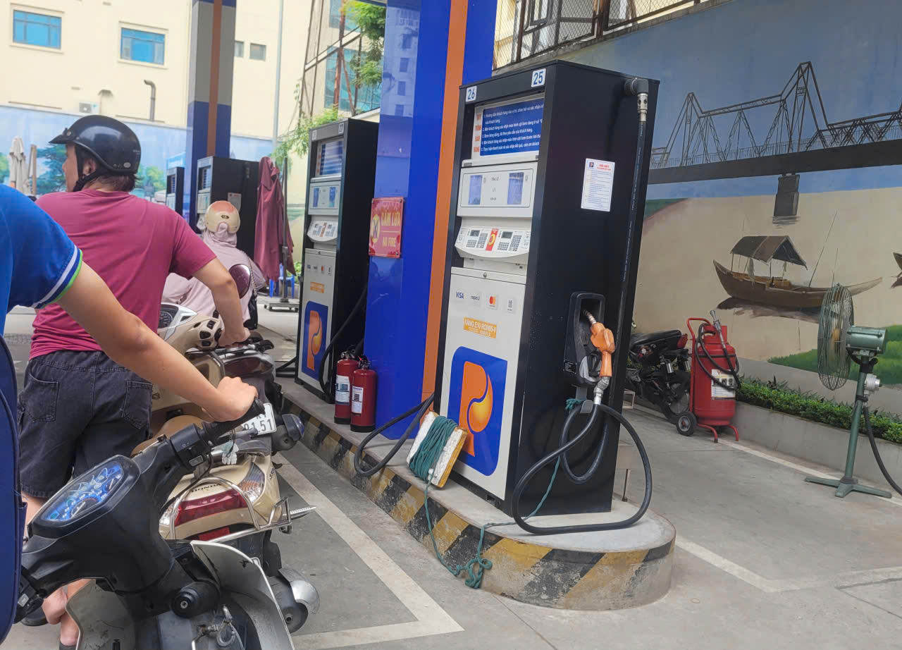 Bộ Công Thương Nguồn cung xăng dầu đáp ứng đủ cho sản xuất, kinh doanh