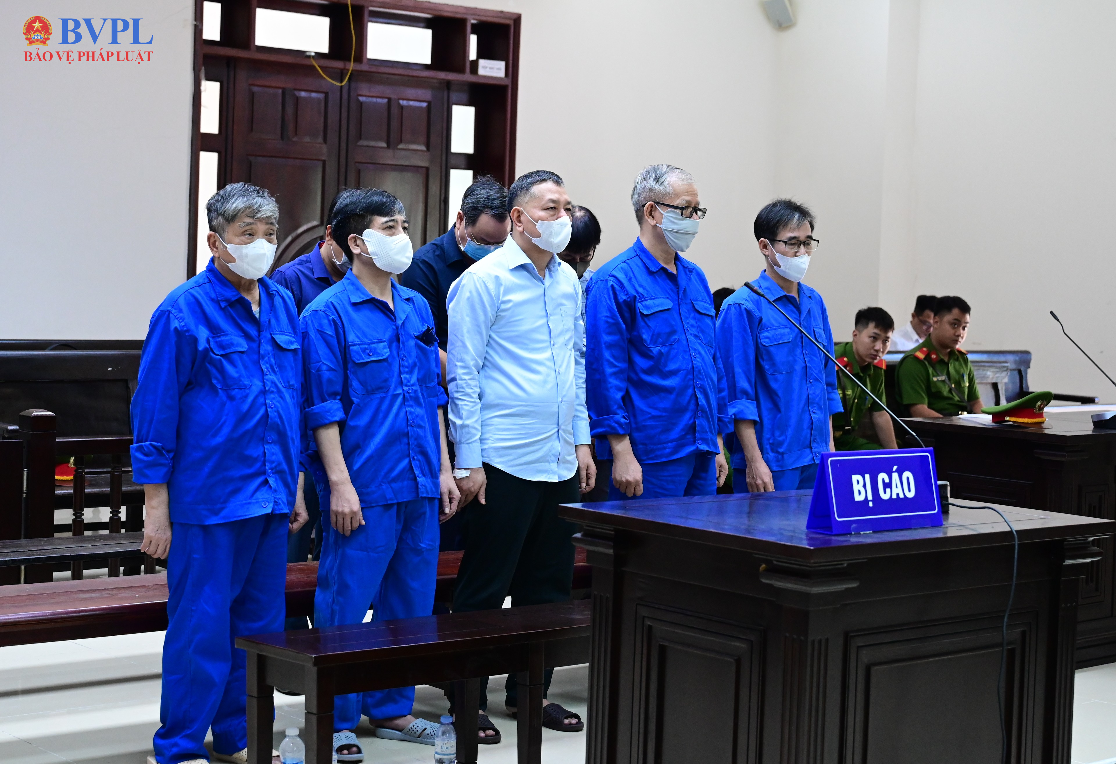 Cựu Bộ trưởng Bộ Y tế Nguyễn Thị Kim Tiến được giảm 3 năm tù, nhiều bị cáo được hưởng án treo