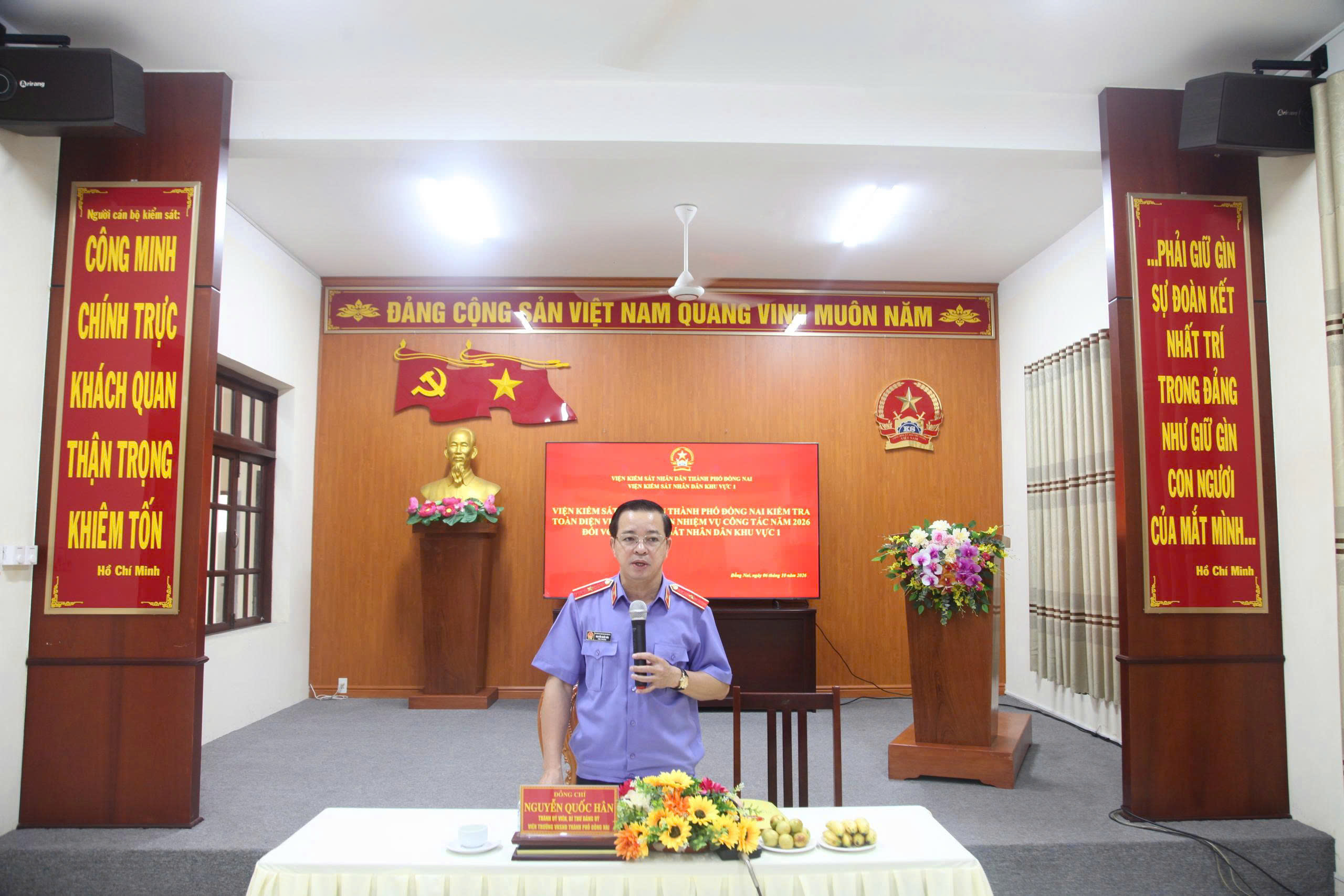 Đoàn kiểm tra VKSND thành phố Đồng Nai làm việc với VKSND khu vực 1