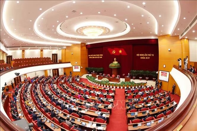 Thông cáo báo chí về ngày làm việc thứ ba Hội nghị lần thứ tư Ban Chấp hành Trung ương Đảng khoá XIV