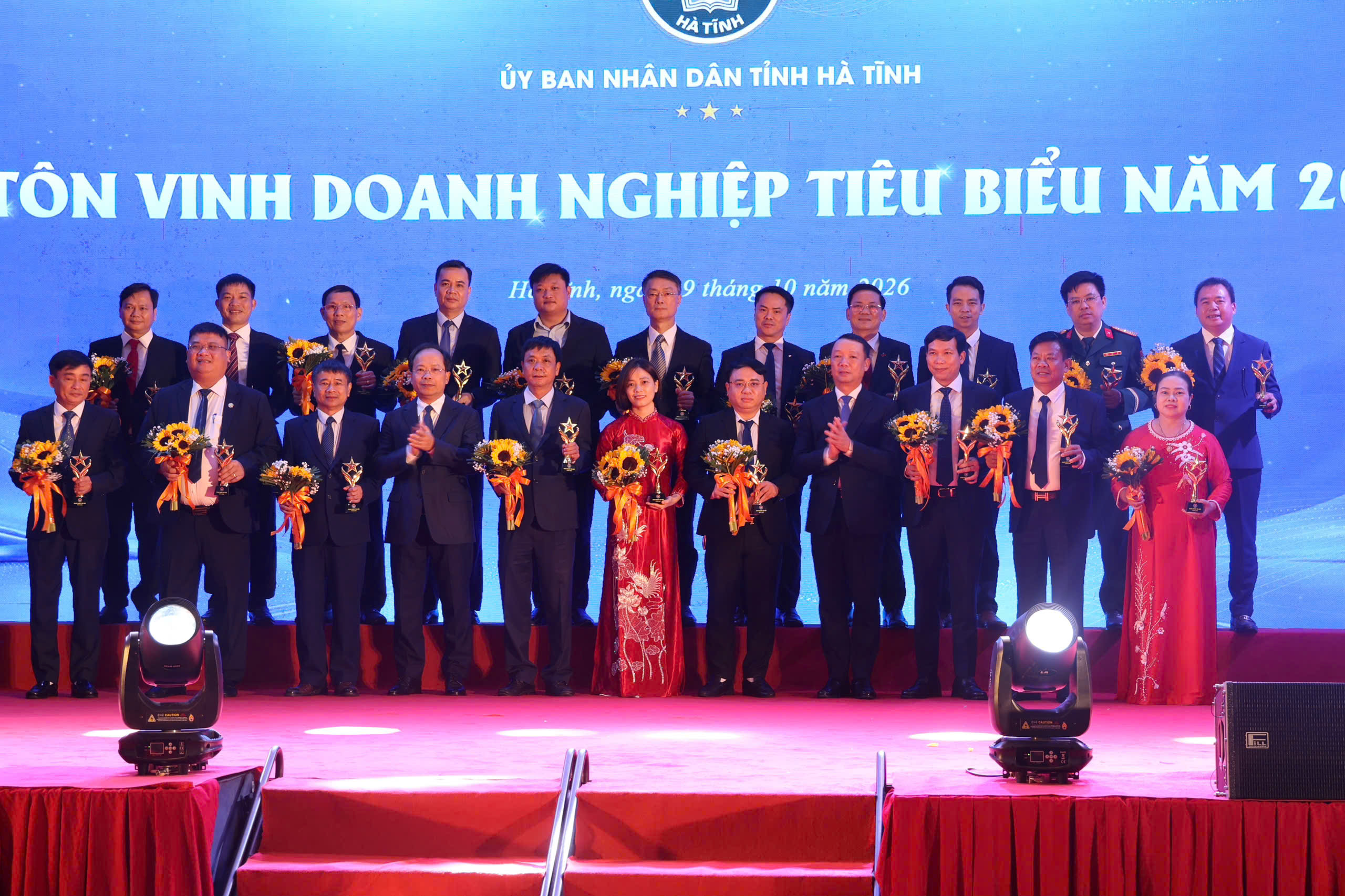 Hà Tĩnh vinh danh doanh nghiệp, doanh nhân tiêu biểu năm 2026