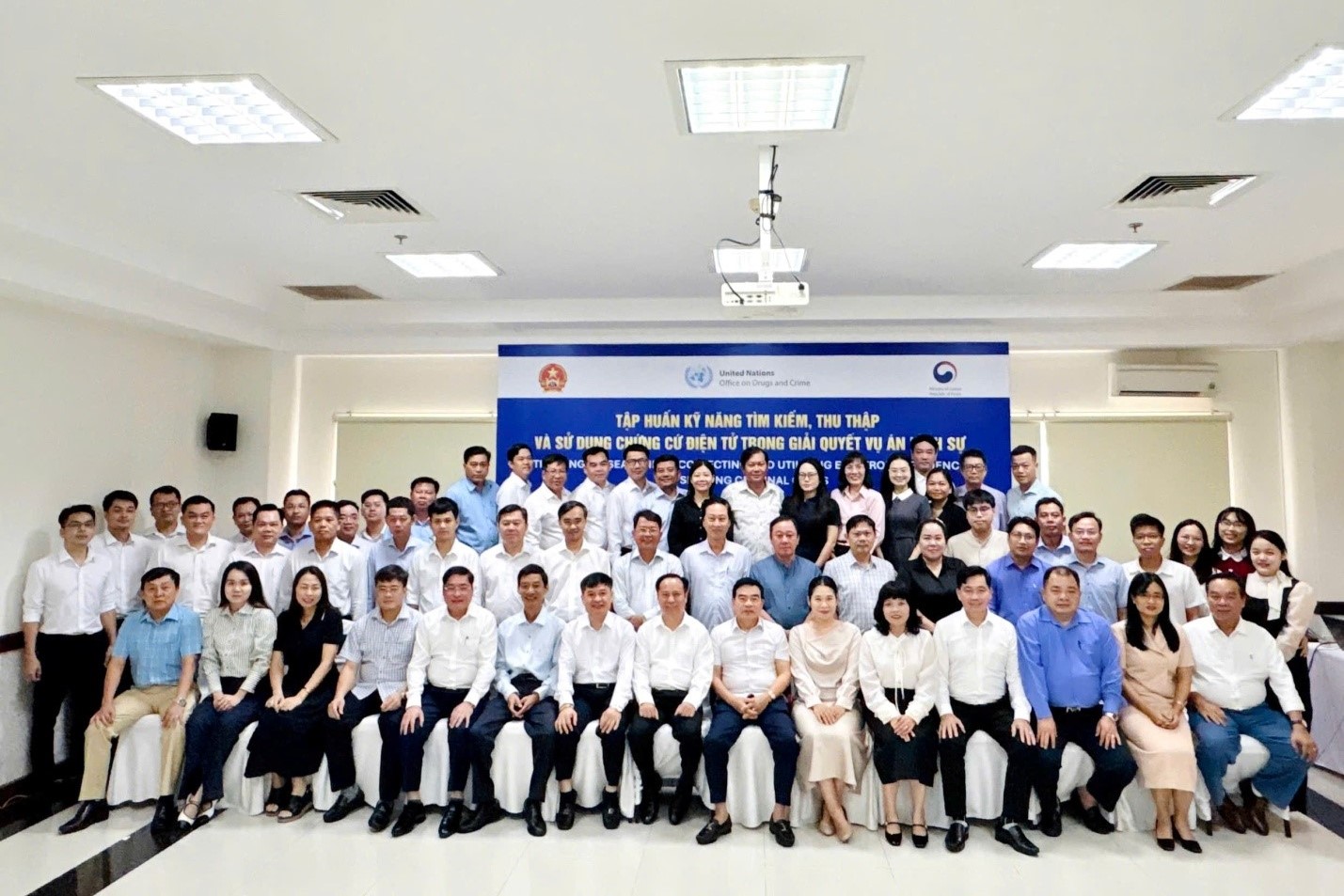 Tập huấn kỹ năng tìm kiếm, thu thập và sử dụng chứng cứ điện tử trong giải quyết án hình sự