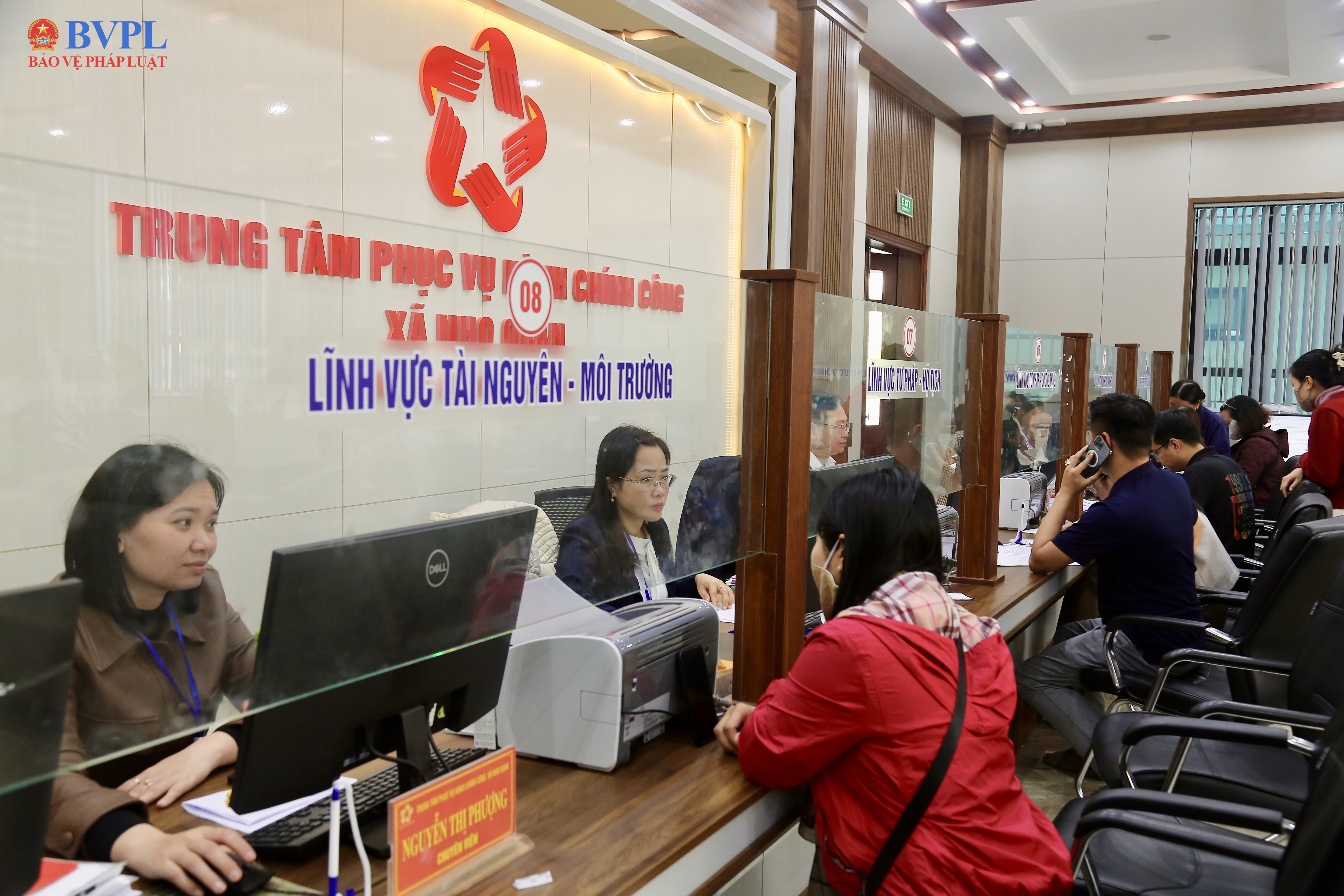 Chính quyền địa phương hai cấp ở Ninh Bình Vượt điểm nghẽn , khơi thông nguồn lực