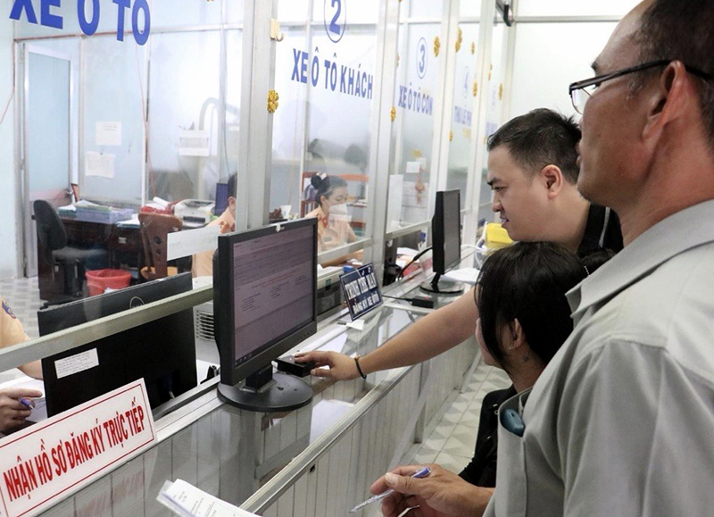 Tỉnh Vĩnh Long bãi bỏ hai quyết định về bảng giá tính lệ phí trước bạ ô tô, xe máy