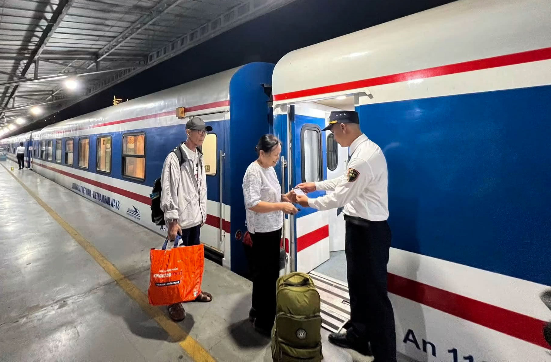Vận hành đoàn tàu chất lượng cao tuyến Sài Gòn - Nha Trang