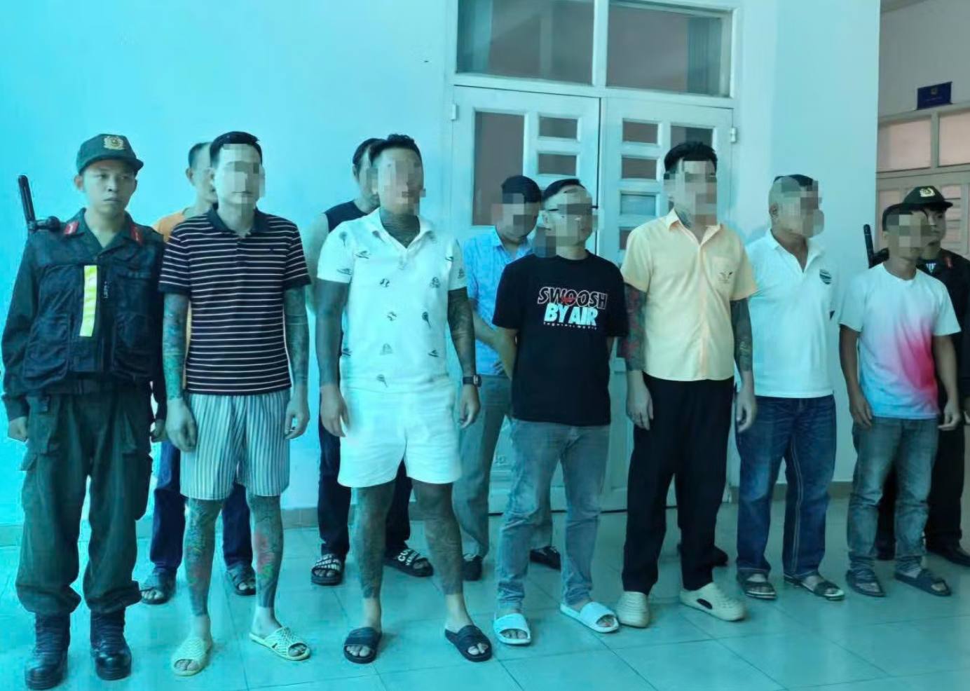 Bắt khẩn cấp nhóm giang hồ mạng “Cọp Đen” sản xuất video bạo lực