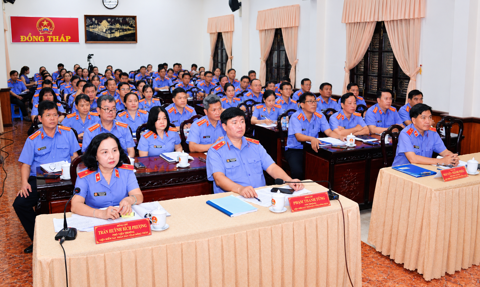 Siết chặt kỷ luật, kỷ cương công vụ, đề cao trách nhiệm người đứng đầu