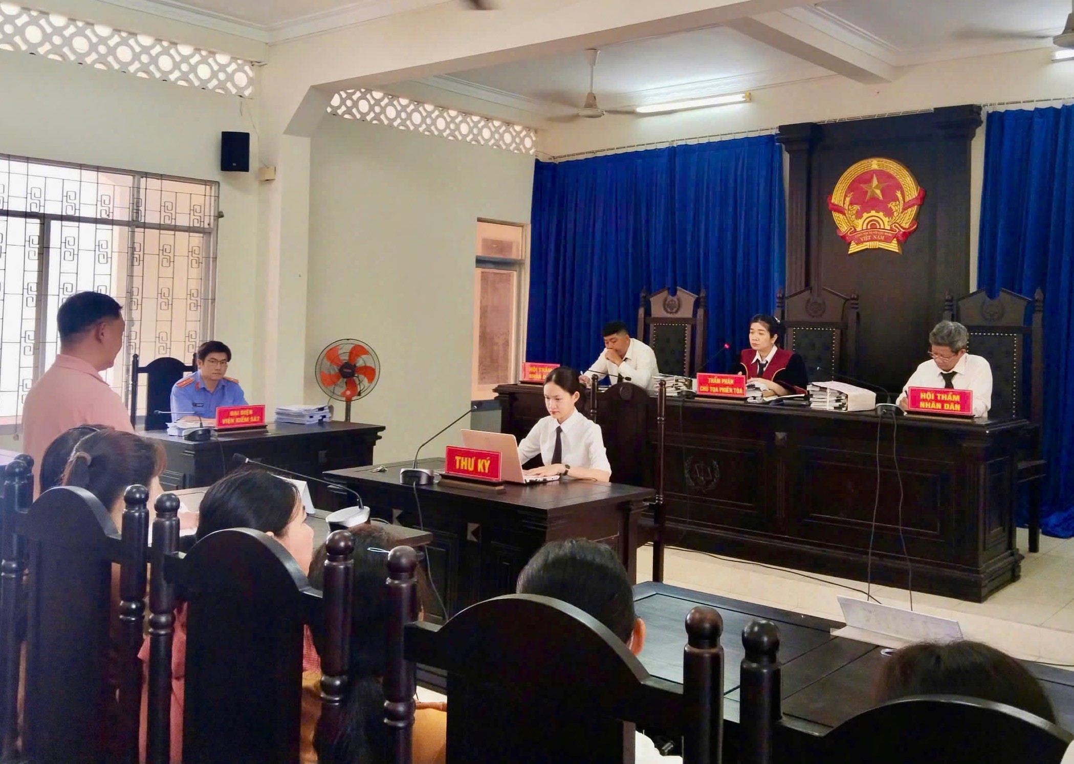 Bảo vệ Quỹ bảo hiểm y tế từ giải quyết các vụ án hình sự