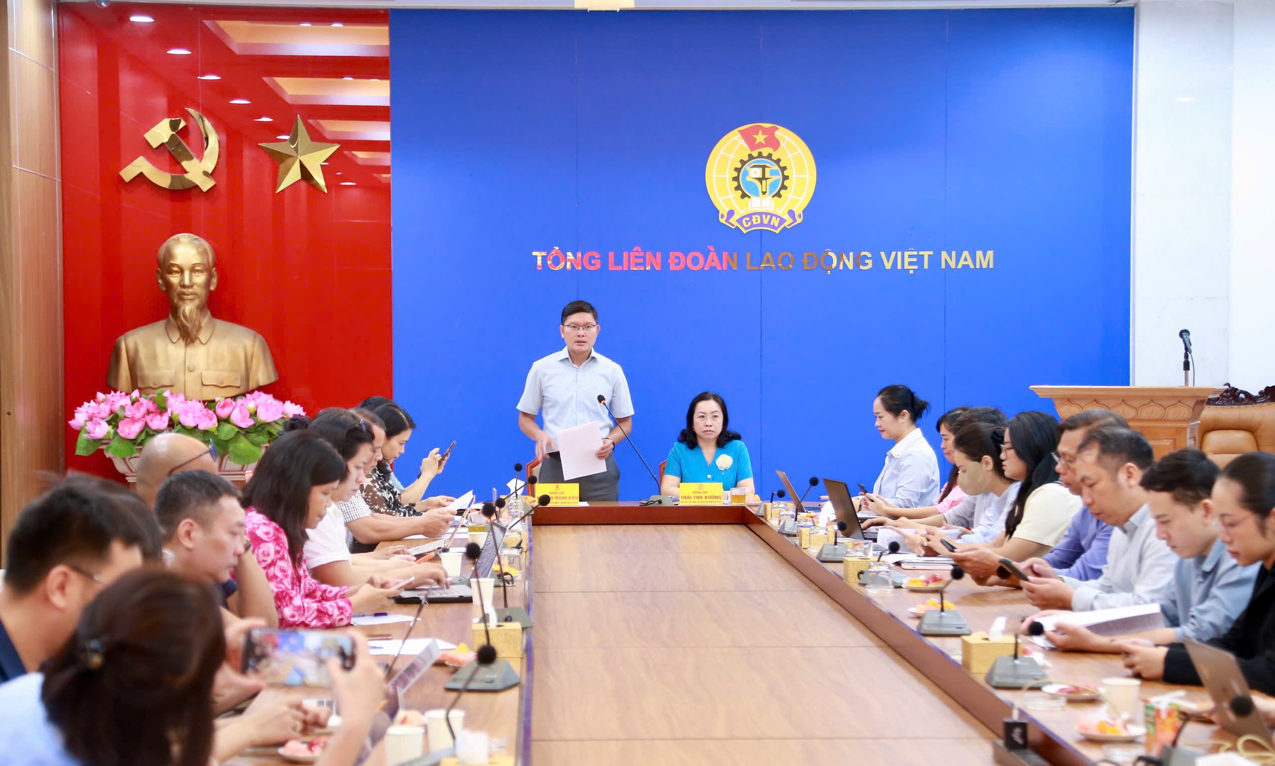 Sẽ tôn vinh 10 công nhân, viên chức, người lao động tiêu biểu