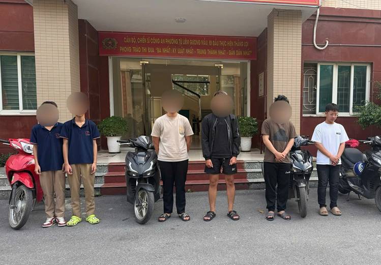 Triệu tập nhóm thanh niên tụ tập, lạng lách, đánh võng quanh sân vận động Mỹ Đình
