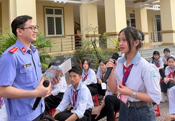Các đơn vị VKSND khu vực ở Nghệ An tổ chức tuyên truyền, phổ biến pháp luật