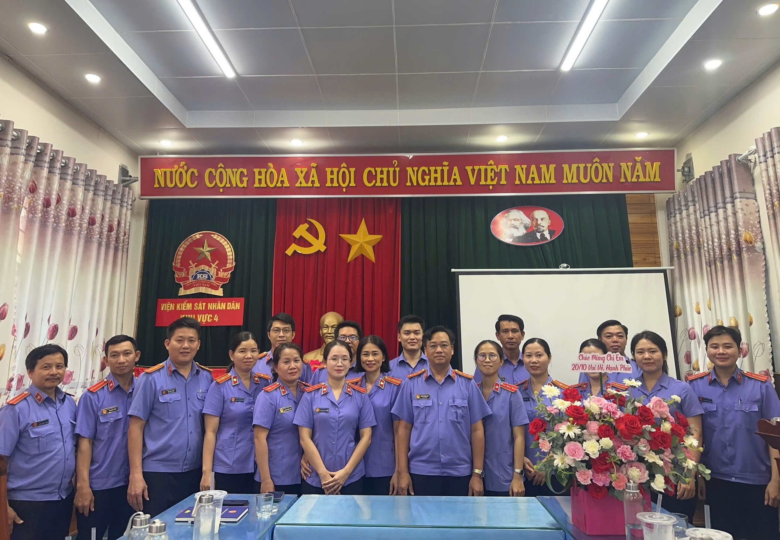 VKSND khu vực 4, Gia Lai tọa đàm kỷ niệm Ngày Phụ nữ Việt Nam 20 10