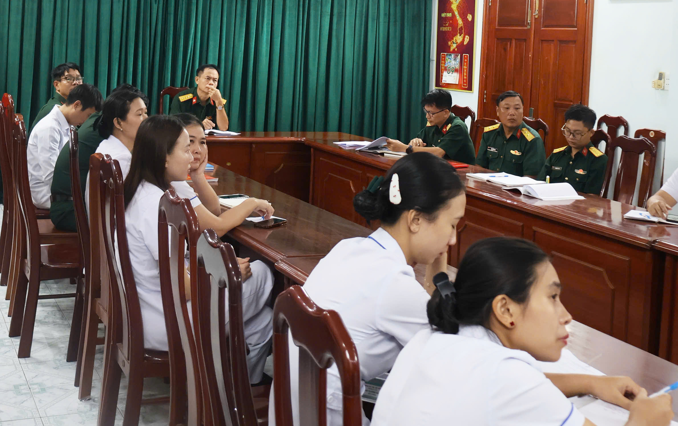 Viện kiểm sát Quân sự khu vực 72 tuyên truyền pháp luật tại Bệnh viện Quân y 7B