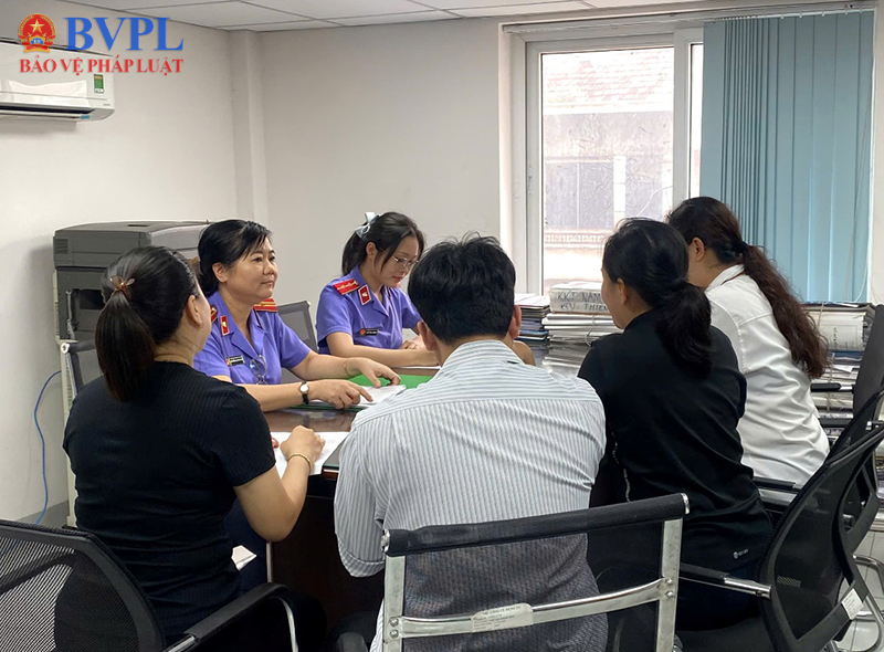 VKSND khu vực 3, TP Hồ Chí Minh phối hợp thu hồi hơn 4,8 tỉ đồng nợ thuế
