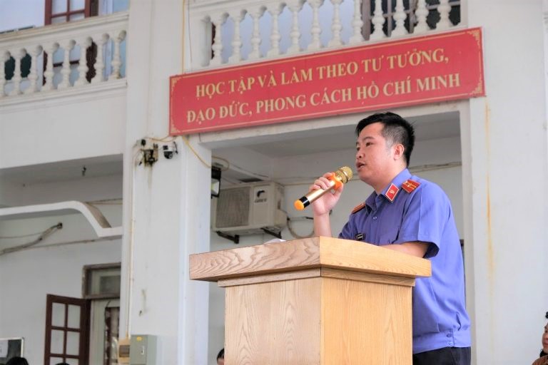 Trang bị kiến thức pháp luật cho hơn 1 300 học sinh vùng biên