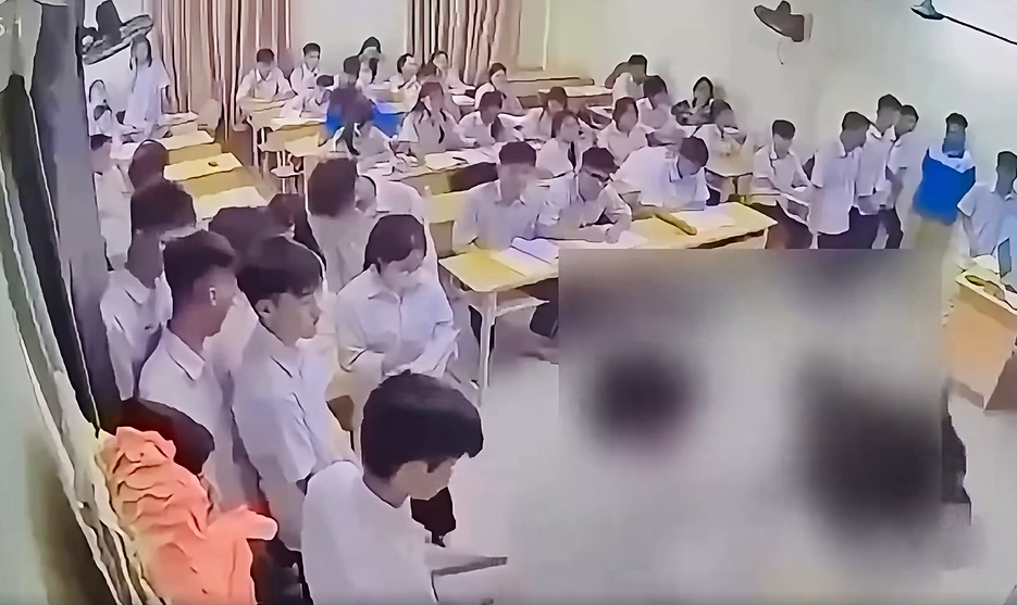 Sở Giáo dục và Đào tạo TP Hà Nội lên tiếng vụ học sinh hành hung giáo viên khi đang giảng bài