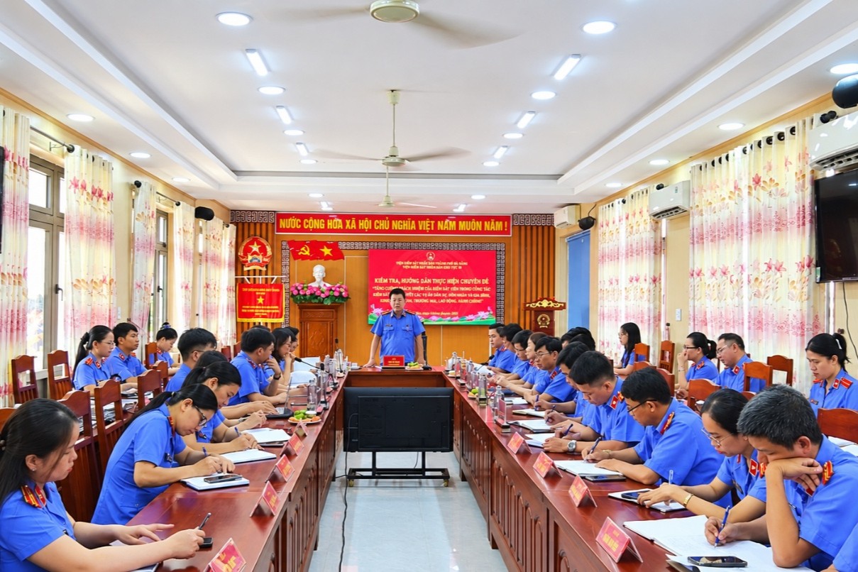 VKSND Đà Nẵng kiểm tra công tác kiểm sát nguồn tin tội phạm tại khu vực 10