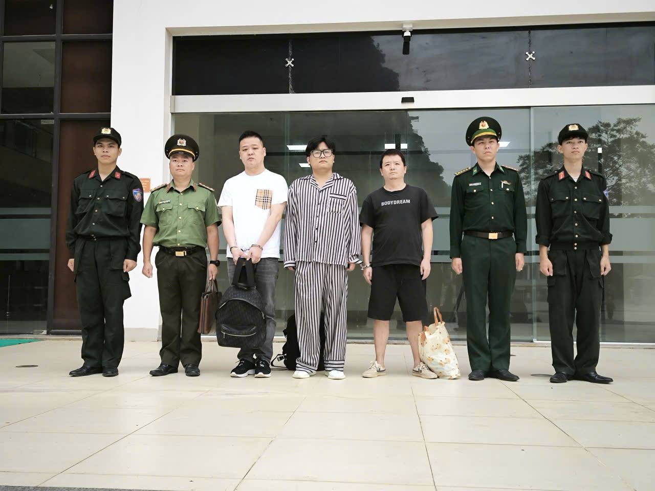 Trục xuất 3 đối tượng người nước ngoài vượt biên trái phép vào Cao Bằng