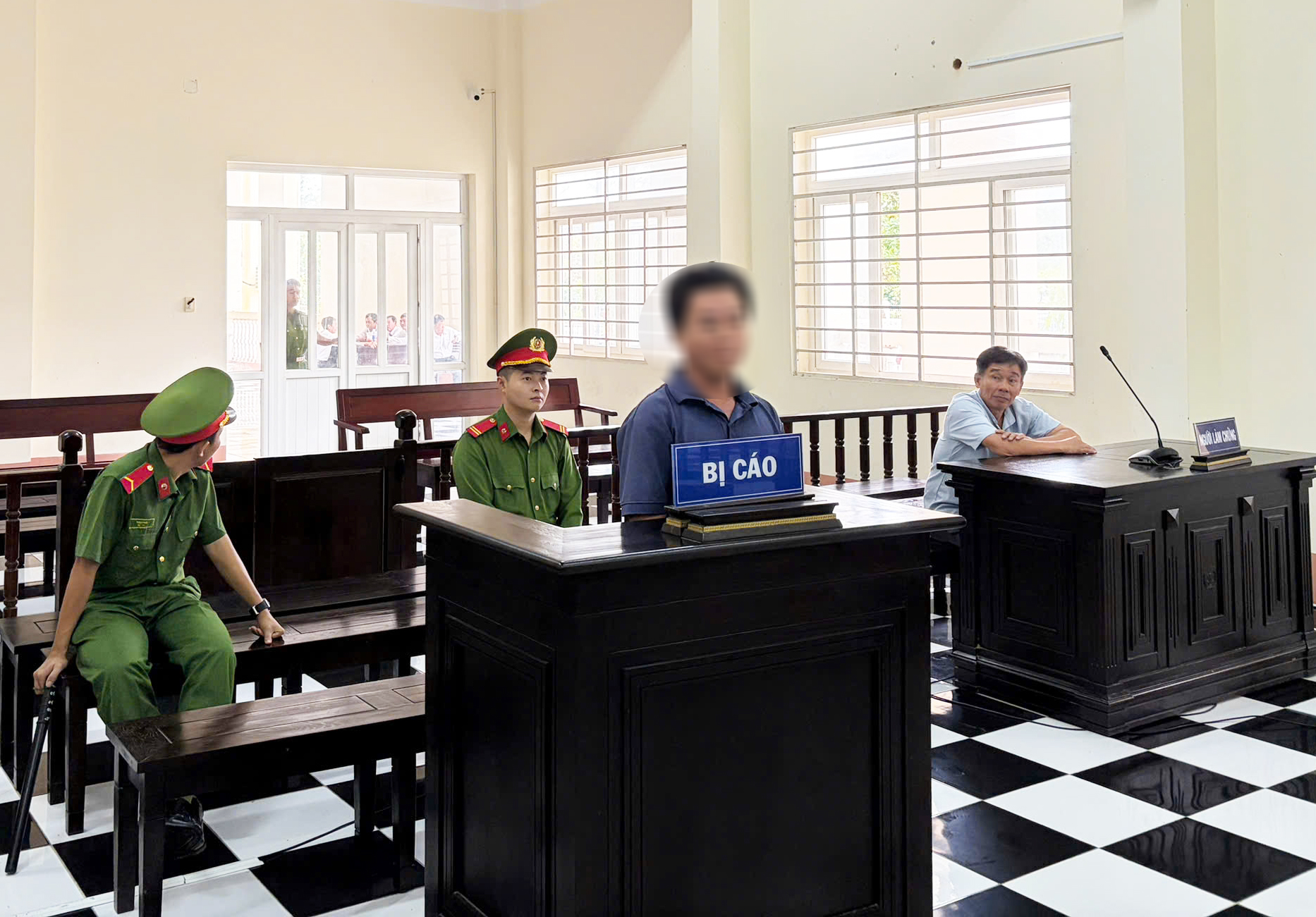 Lãnh 7 năm tù vì chiếm đoạt hơn 62 triệu đồng tiền bán hàng