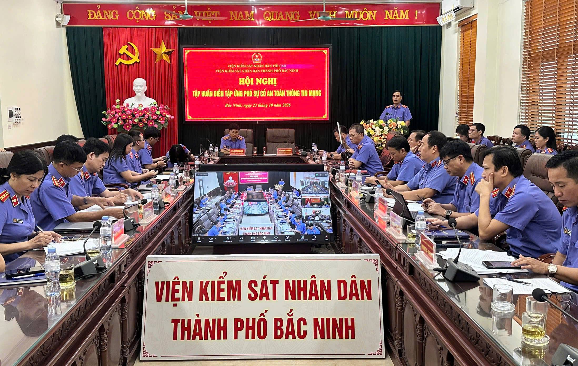 Cục 2 VKSND tối cao phối hợp với VKSND TP Bắc Ninh tập huấn ứng phó sự cố an toàn thông tin mạng