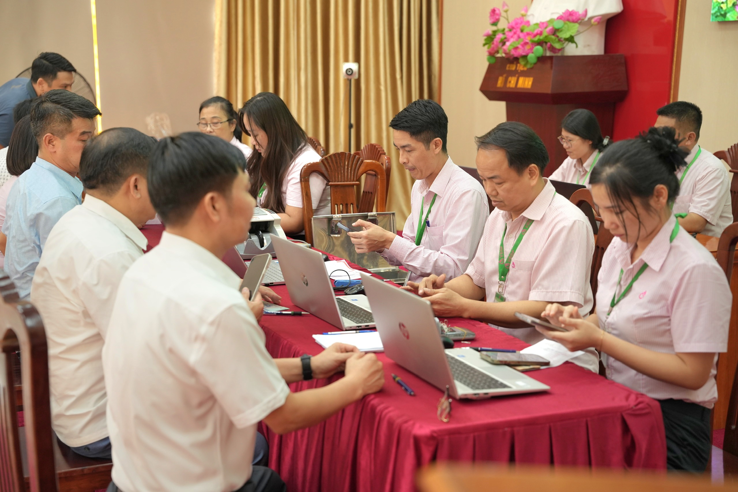 Phát động phong trào “Gửi tiền tiết kiệm, chung tay vì người nghèo” năm 2026