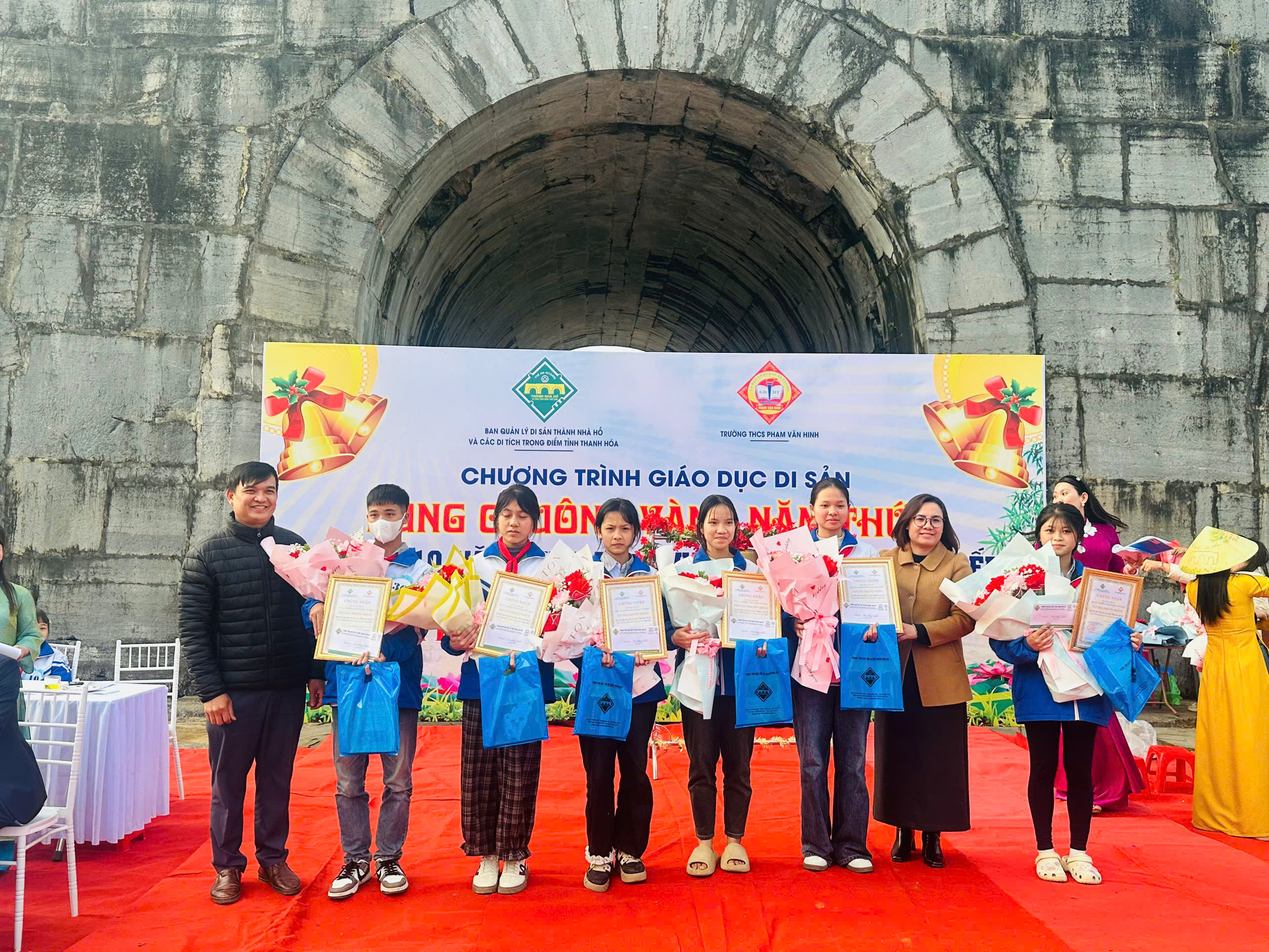 Lan tỏa tình yêu di sản từ những video clip của học sinh
