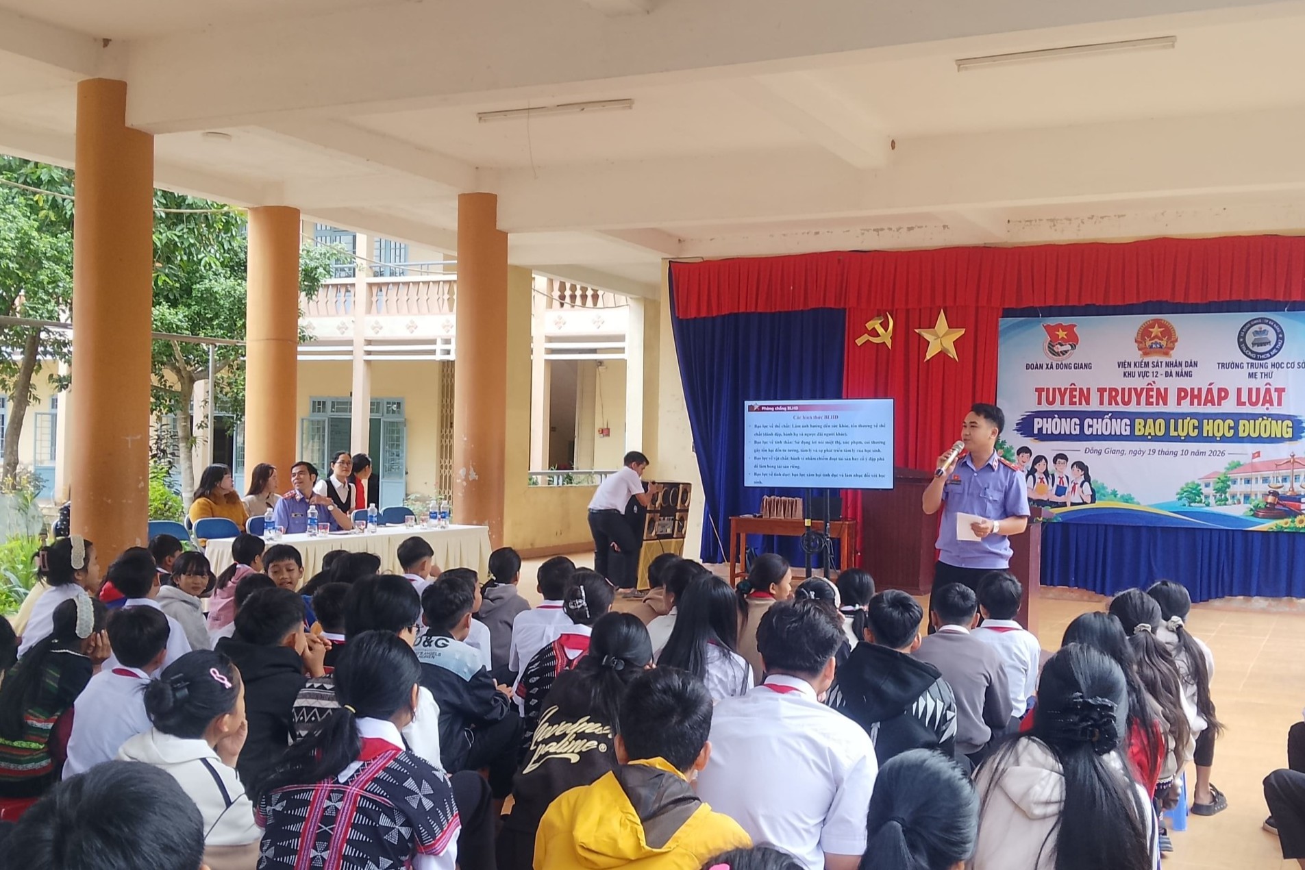 VKSND khu vực 12, TP Đà Nẵng tuyên truyền phòng chống bạo lực học đường