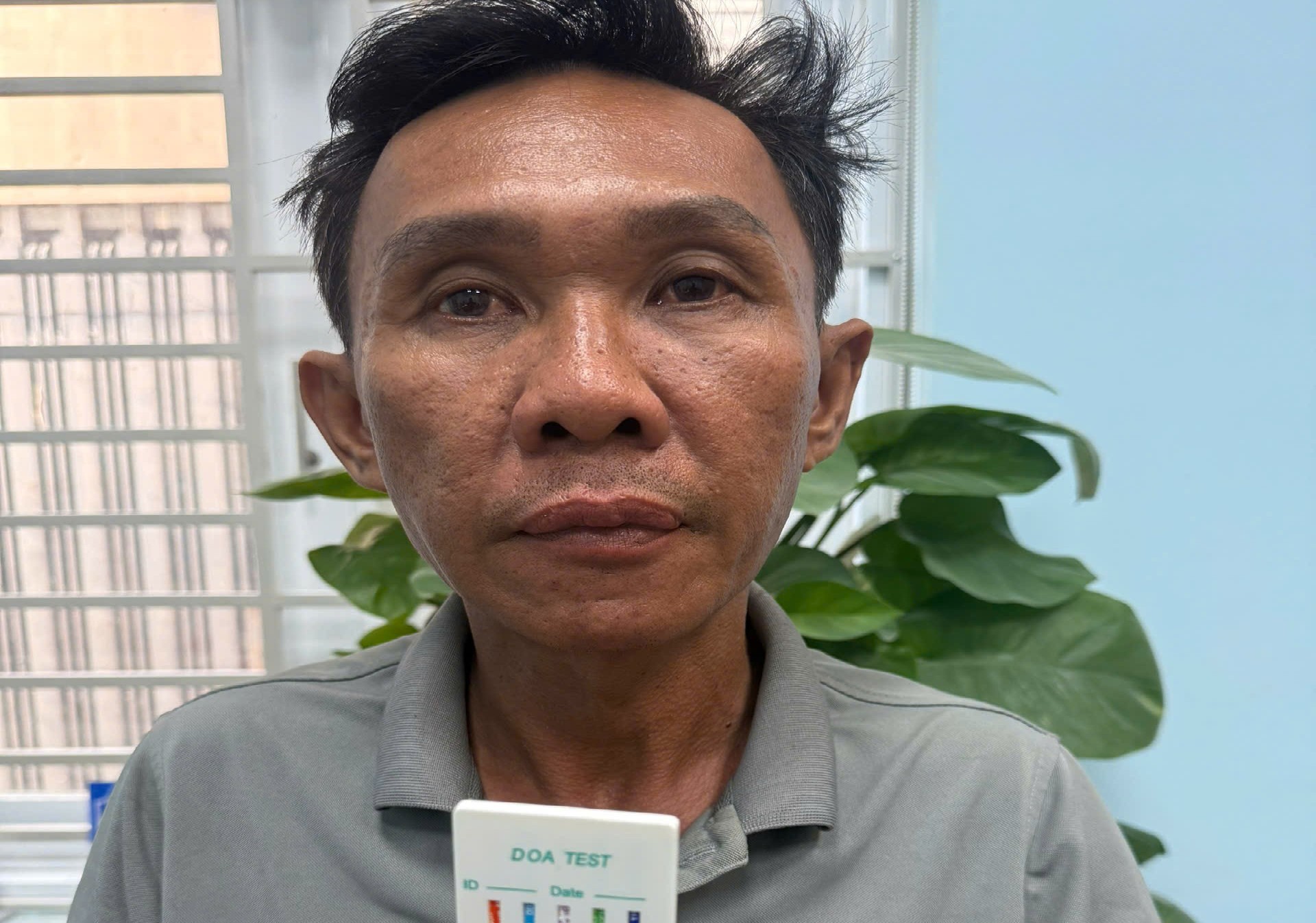 Bắt giữ đối tượng truy nã về tội “lừa đảo chiếm đoạt tài sản”