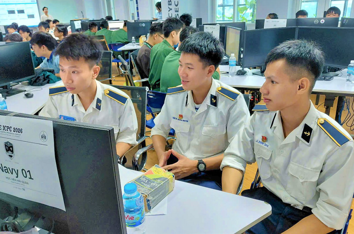 Học viện Hải quân giành giải Nhì tại Kỳ thi ICPC khu vực miền Trung