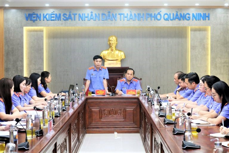 VKSND tối cao khảo sát công tác thi đua, số hóa hồ sơ tại Quảng Ninh