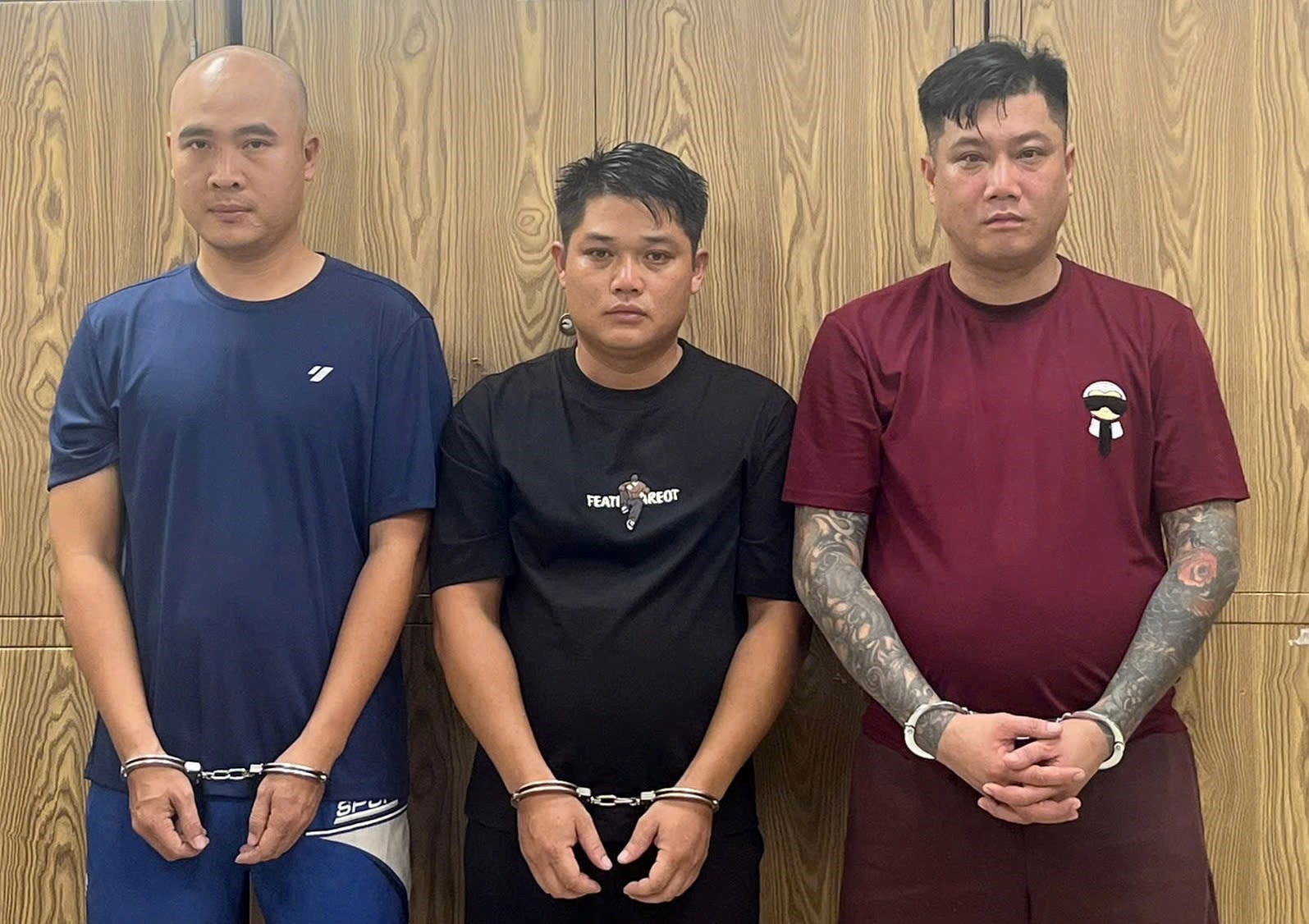 Tạm giữ giám đốc công ty môi trường cùng 2 nhân viên để điều tra hành vi cưỡng đoạt tài sản