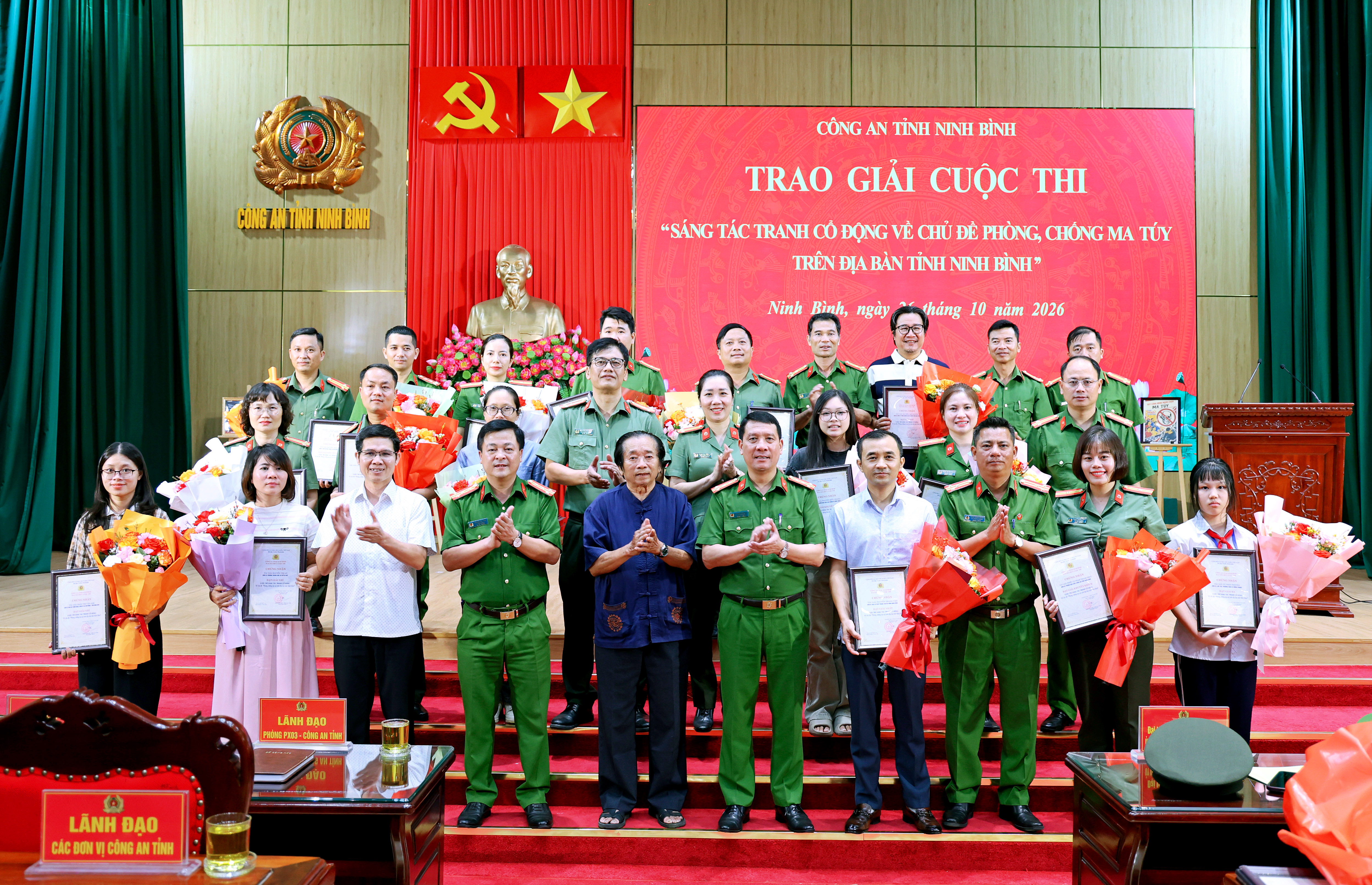 Trao giải Cuộc thi sáng tác tranh cổ động về chủ đề phòng, chống ma túy tỉnh Ninh Bình