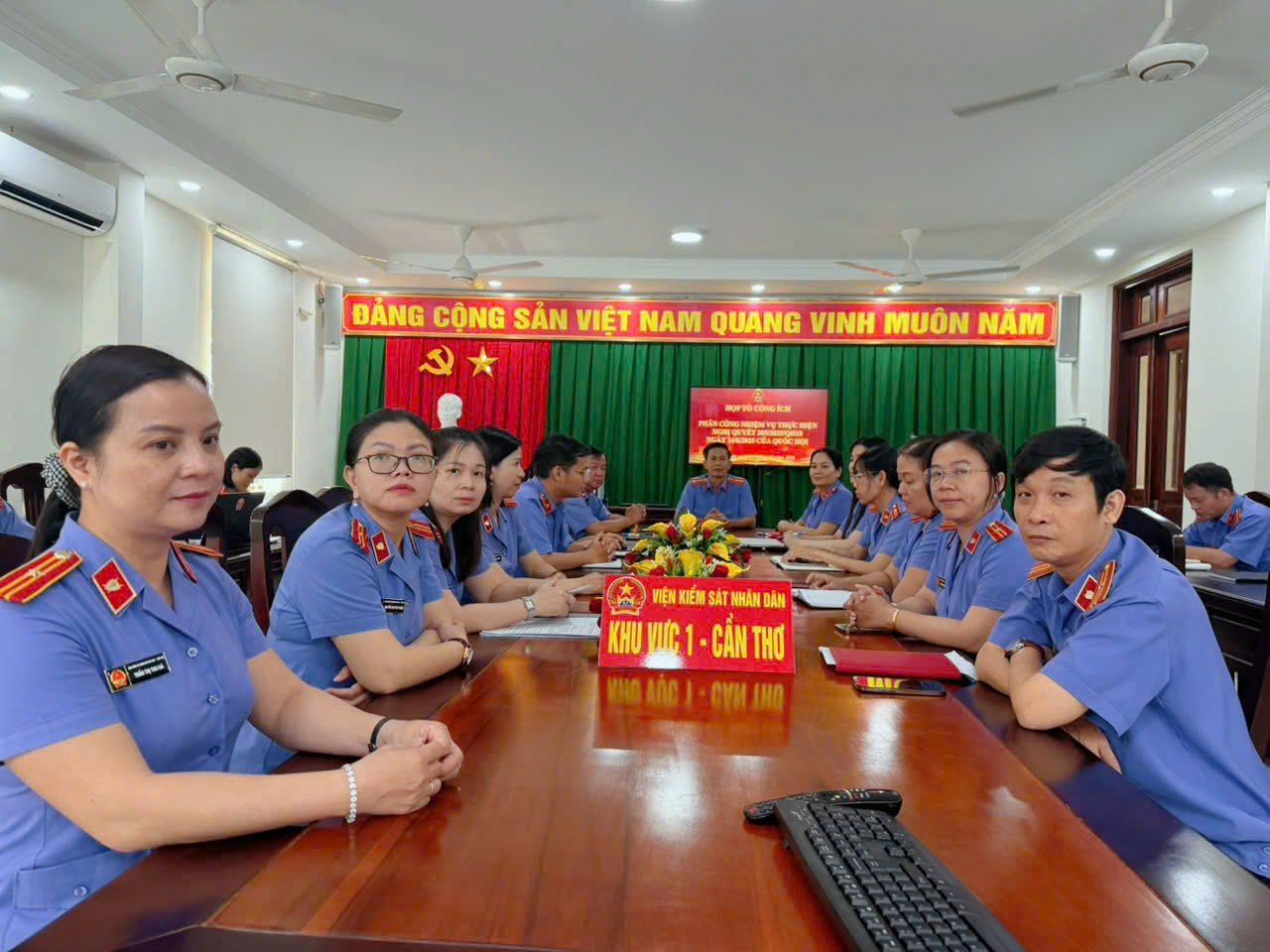 VKSND Khu vực 1, TP Cần Thơ thành lập hai tổ công tác bảo vệ lợi ích công