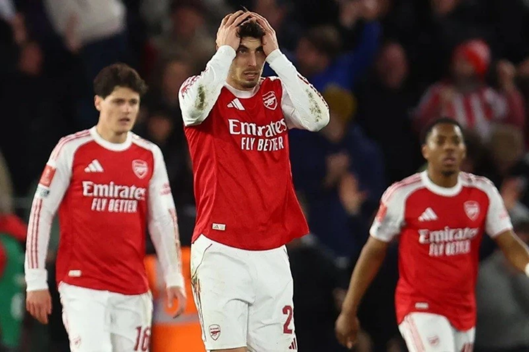 Arsenal bị đội bóng giải hạng tư loại khỏi Cúp Liên đoàn Anh