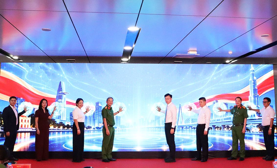 TP Hồ Chí Minh ra mắt nhiều mô hình chuyển đổi số phục vụ người dân
