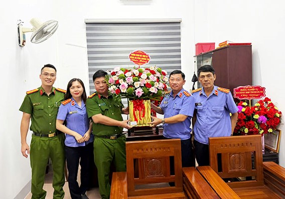 Phòng 2 VKSND tỉnh Quảng Trị được Bộ Công an khen thưởng đột xuất