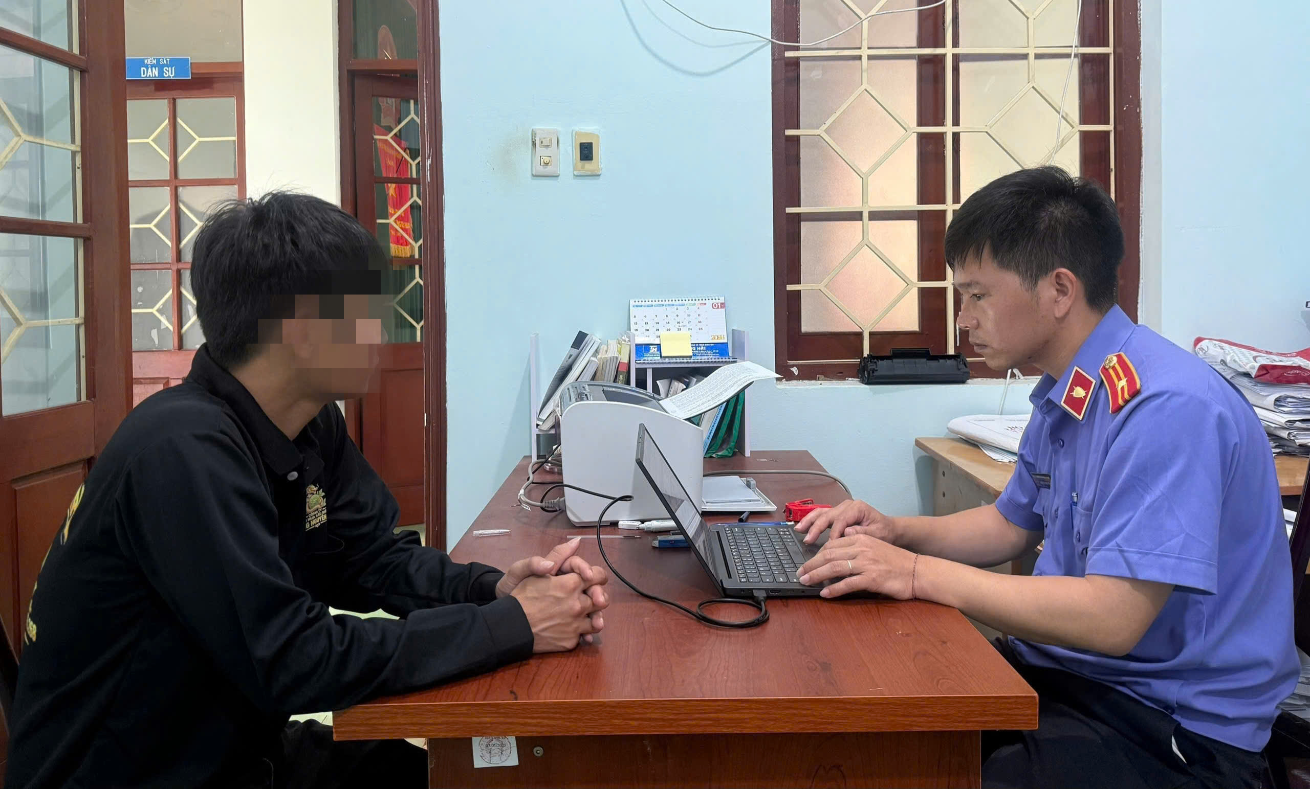Người gây tai nạn tự nguyện hoàn trả tiền sau khi Viện kiểm sát khởi kiện dân sự công ích