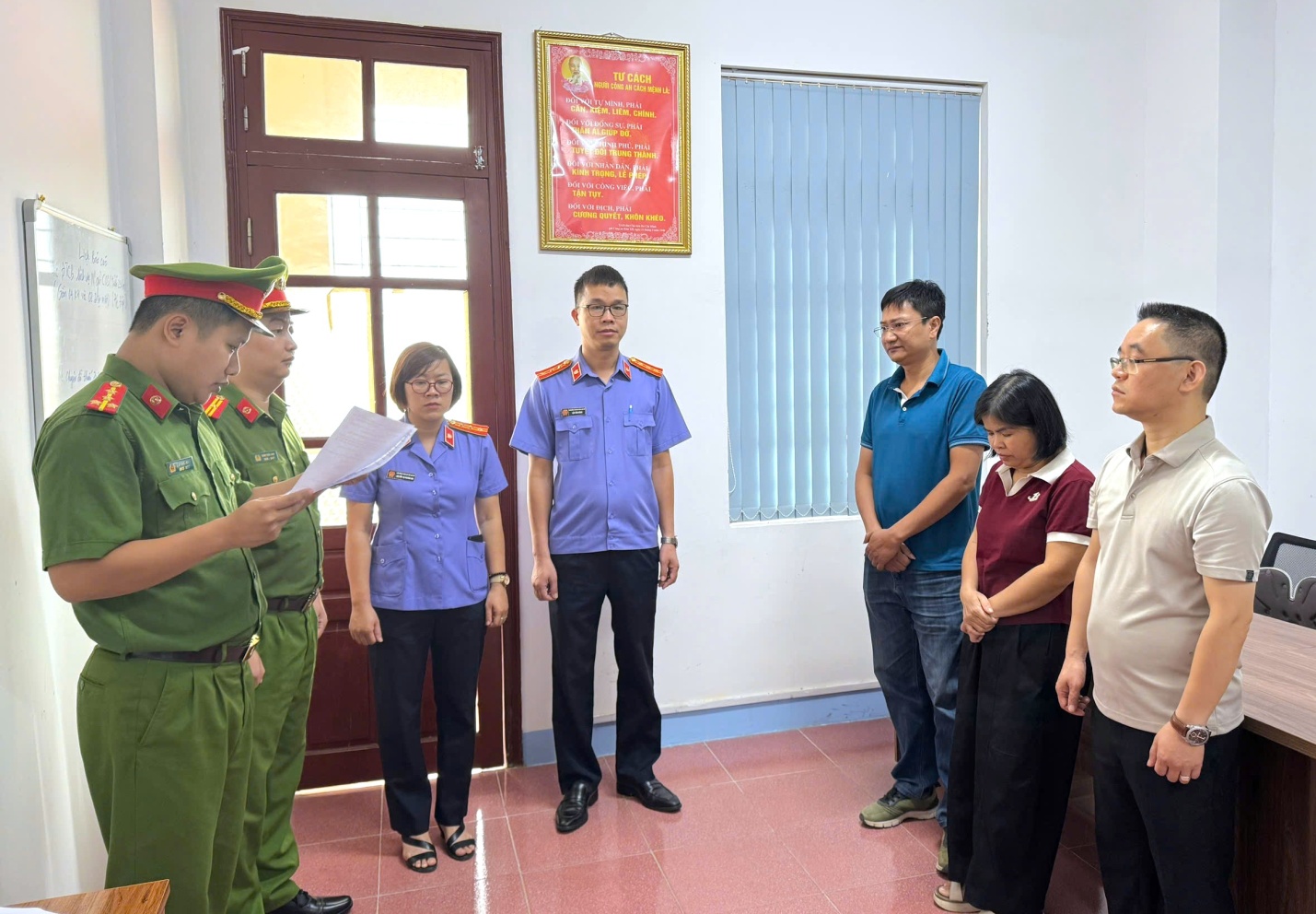 Phê chuẩn khởi tố bổ sung 3 bị can liên quan vụ tham ô hơn 18 tỉ đồng