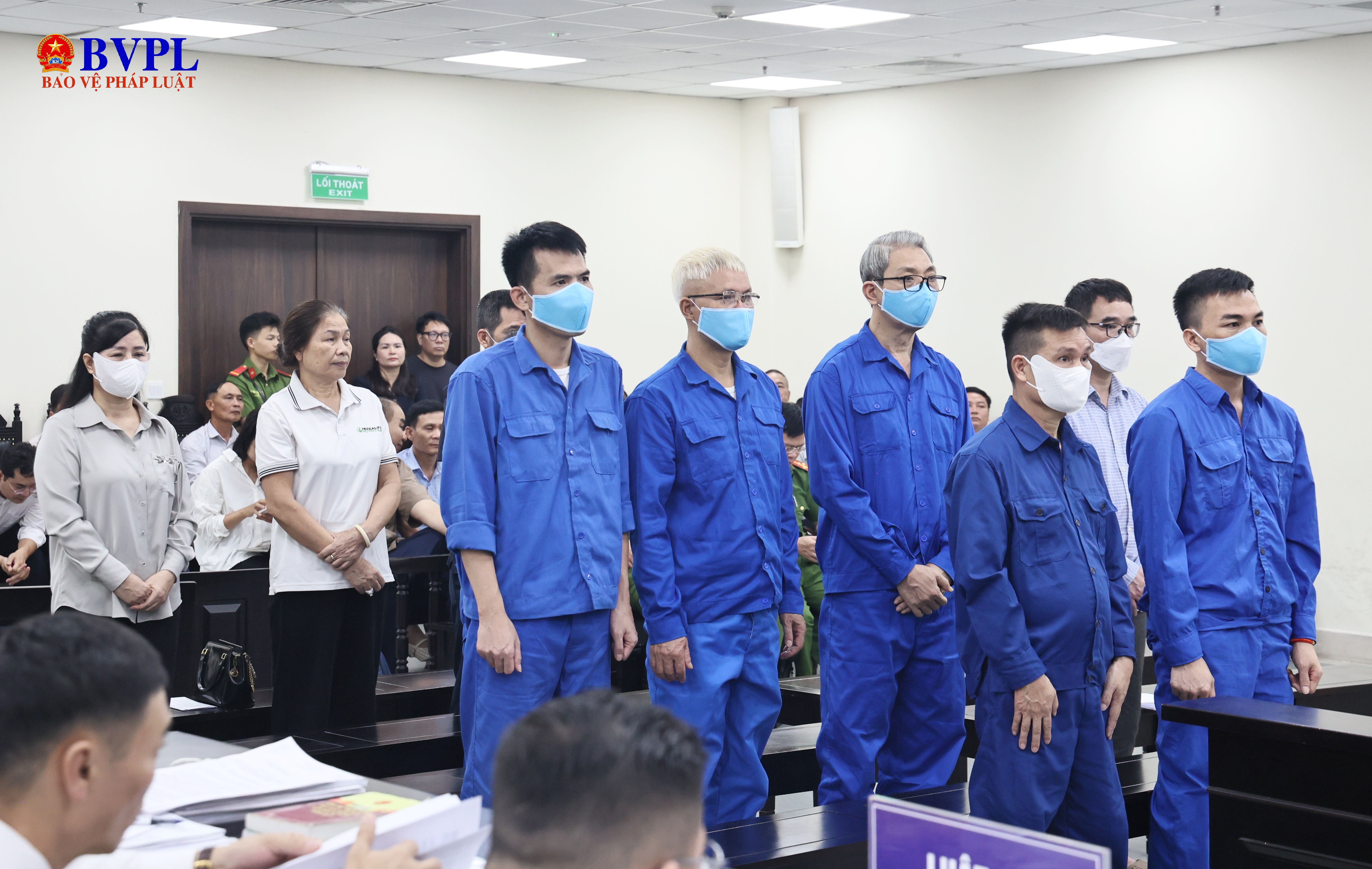Hoãn xử cựu Phó Chủ tịch UBND tỉnh Thanh Hóa Lê Đức Giang cùng nhóm “cát tặc”