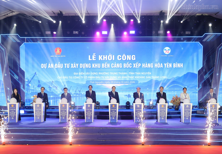 Phó Thủ tướng Thường trực Phạm Gia Túc dự lễ khởi công cảng Yên Bình Thái Nguyên