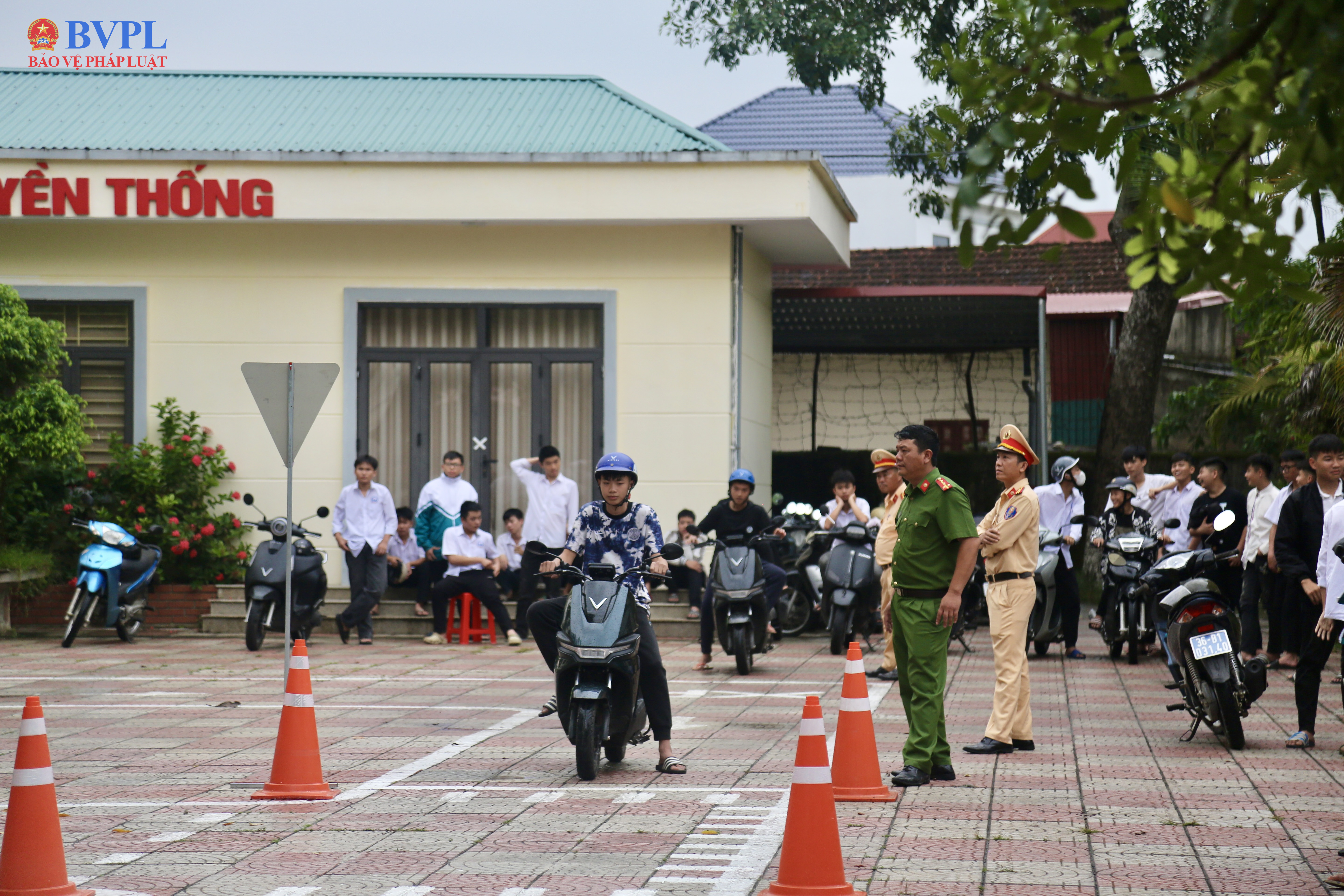 Đa dạng hình thức tuyên truyền, giáo dục an toàn giao thông cho học sinh