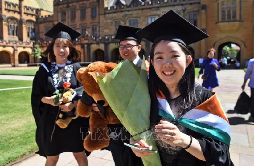 Australia rà soát lại quy định thị thực đối với du học sinh