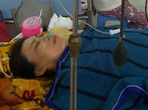 Thảm án làm con 4 tuổi chết, mẹ nguy kịch Bắt nghi phạm