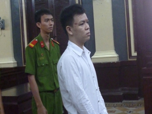 Bênh mẹ gây ra án mạng từ việc đòi nợ 20 ngàn đồng