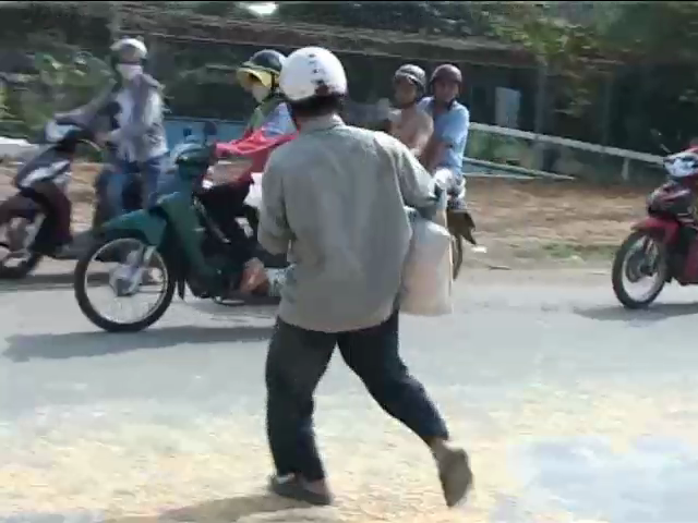 Xảy ra vụ hôi bắp tại Long Thành