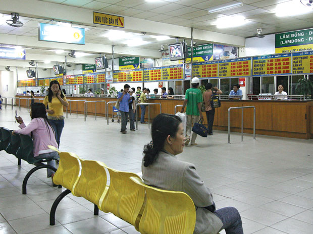 Vé xe do bến bán uỷ thác xe bến  Nâng chất nhưng vẫn ế – vì sao