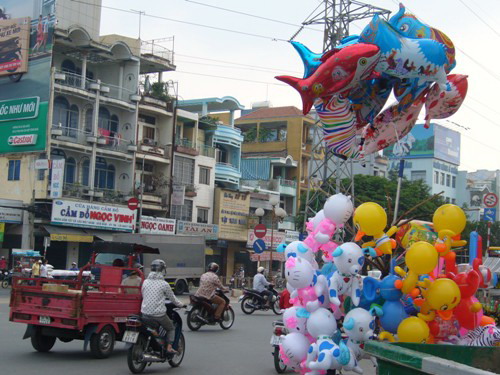 Bong bóng Trung Quốc tung hoành thị trường