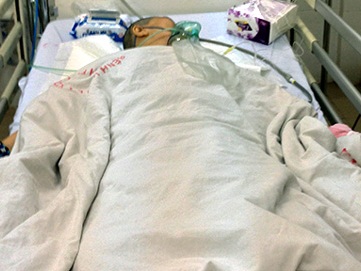 Thông tin chính thức vụ em trai cắt chân chị gái trong bệnh viện